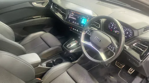 AUDI Q4 150kW 40 82kWh S Line Auto