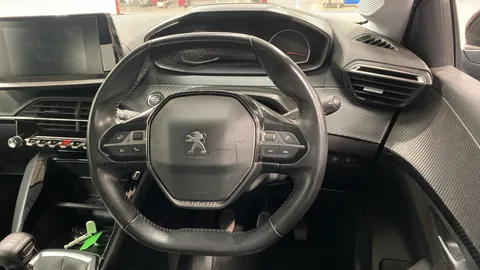 PEUGEOT 208 1.2 PureTech 100 Active