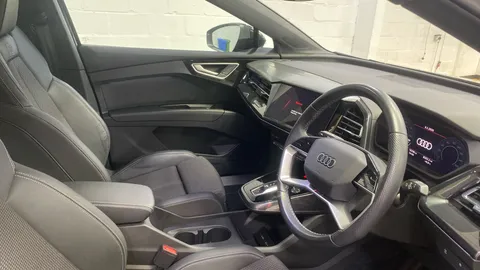 AUDI Q4 150kW 40 82kWh S Line Auto