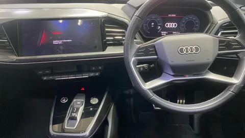 AUDI Q4 150kW 40 82kWh S Line Auto