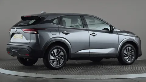 NISSAN QASHQAI 1.3 DiG-T MH Acenta Premium