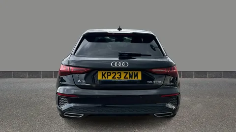 AUDI A3 35 TFSI S Line