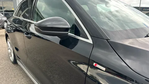 AUDI A3 35 TFSI S Line