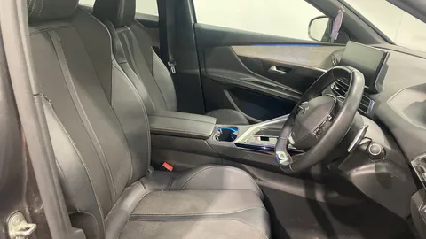 PEUGEOT 3008 1.2 PureTech GT EAT8