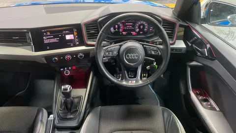 AUDI A1 35 TFSI S Line