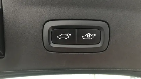 POLESTAR 2 165kW 64kWh Standard Range Single motor Auto