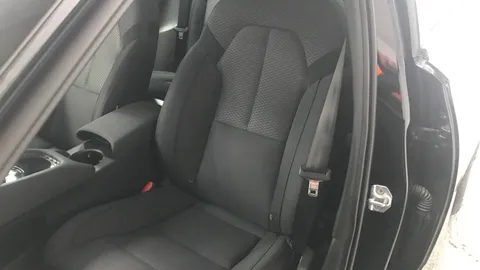 POLESTAR 2 165kW 64kWh Standard Range Single motor Auto