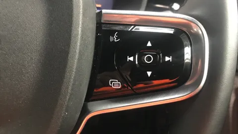 POLESTAR 2 165kW 64kWh Standard Range Single motor Auto