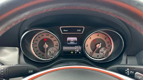 MERCEDES-BENZ CLA CLA 220d AMG Line Tip Auto