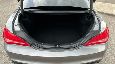 MERCEDES-BENZ CLA CLA 220d AMG Line Tip Auto