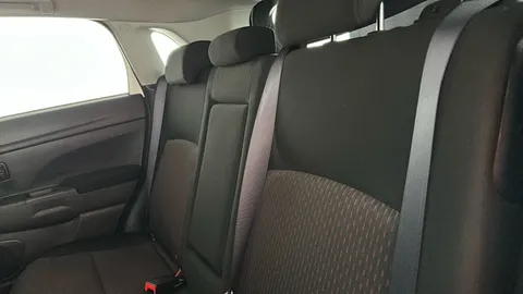 MITSUBISHI ASX 1.6 2