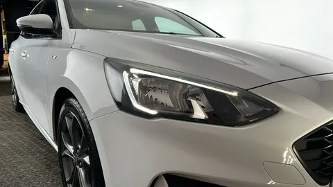 FORD FOCUS 1.0 EcoBoost 125 ST-Line