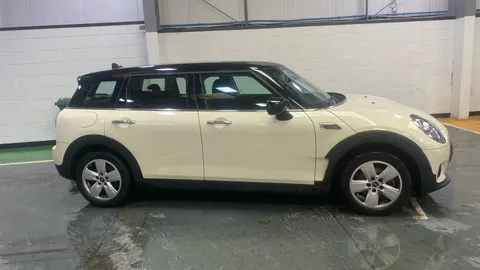 MINI CLUBMAN 1.5 Cooper Classic 6dr