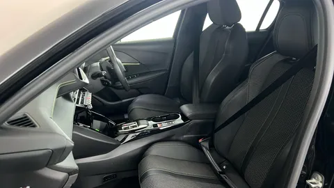 PEUGEOT 208 100kW GT 50kWh Auto