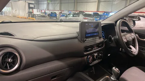 HYUNDAI KONA 1.0 TGDi 48V MHEV SE Connect