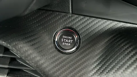 PEUGEOT 2008 100kW GT 50kWh Auto