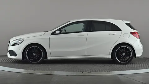 MERCEDES-BENZ A CLASS A200 AMG Line Premium Auto