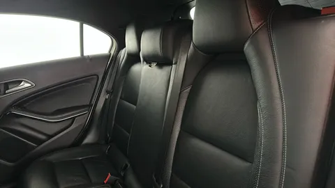 MERCEDES-BENZ A CLASS A200 AMG Line Premium Auto