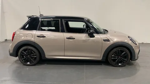 MINI HATCHBACK 1.5 Cooper Sport [Comfort Pack]