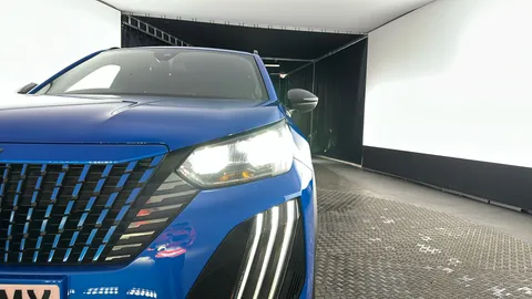 PEUGEOT 2008 100kW Allure 50kWh Auto