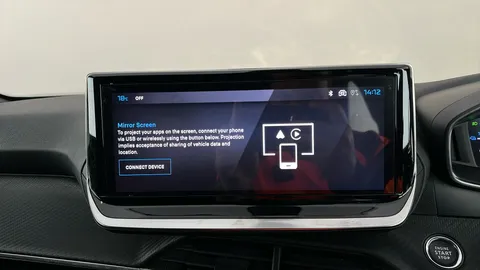 PEUGEOT 2008 100kW Allure 50kWh Auto