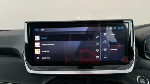 PEUGEOT 2008 100kW Allure 50kWh Auto