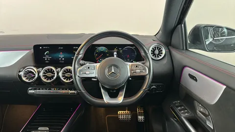 MERCEDES-BENZ EQA EQA 250 140kW AMG Line 66.5kWh Auto