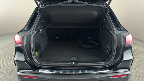 MERCEDES-BENZ EQA EQA 250 140kW AMG Line 66.5kWh Auto