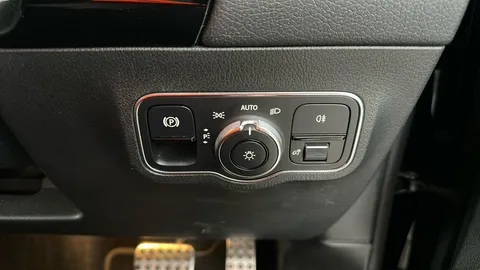MERCEDES-BENZ EQA EQA 250 140kW AMG Line 66.5kWh Auto