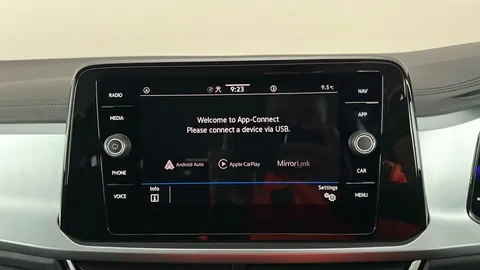 VOLKSWAGEN T-ROC 1.0 TSI Life