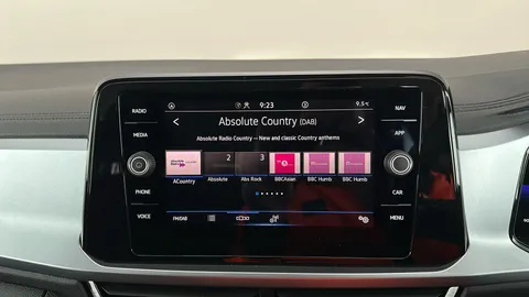 VOLKSWAGEN T-ROC 1.0 TSI Life