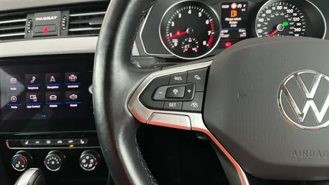 VOLKSWAGEN PASSAT 1.5 TSI EVO SEL DSG