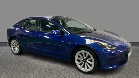 TESLA MODEL 3 Standard Plus Auto