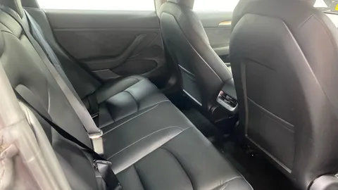 TESLA MODEL 3 Standard Plus Auto