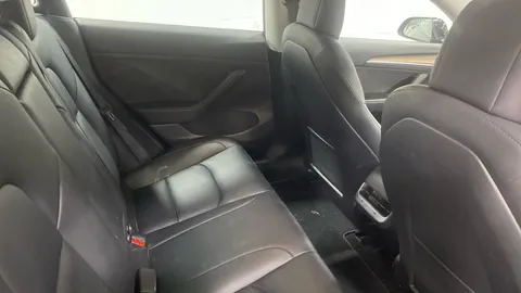 TESLA MODEL 3 RWD Auto