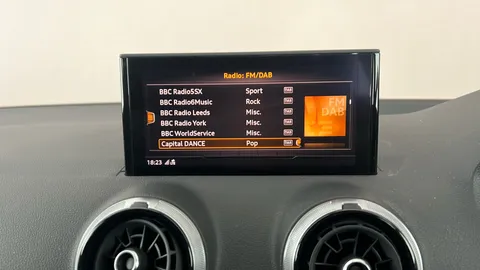 AUDI Q2 35 TFSI Sport