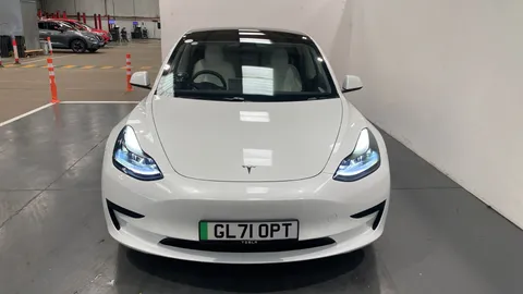 TESLA MODEL 3 Standard Plus Auto