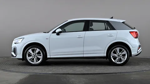 AUDI Q2 30 TFSI S Line