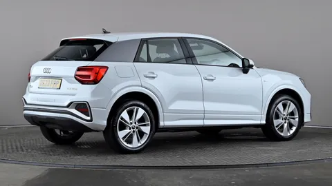AUDI Q2 30 TFSI S Line