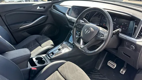 VAUXHALL GRANDLAND 1.5 Turbo D Ultimate Auto