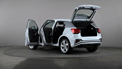 AUDI Q2 30 TFSI S Line