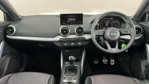 AUDI Q2 30 TFSI S Line