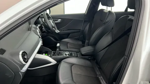 AUDI Q2 30 TFSI S Line