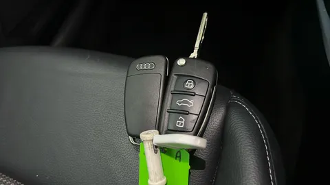 AUDI Q2 30 TFSI S Line