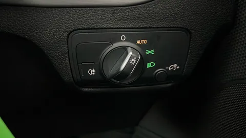 AUDI Q2 30 TFSI S Line