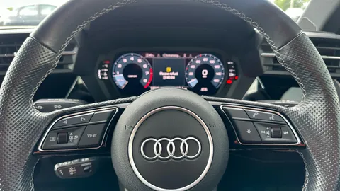 AUDI A3 35 TFSI S Line