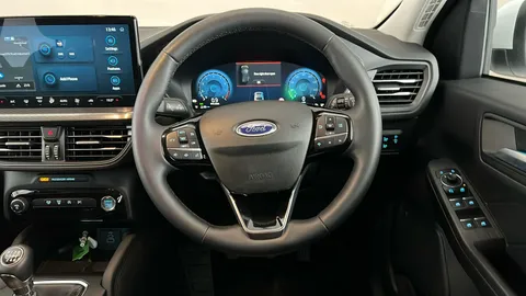 FORD KUGA 1.5 EcoBoost Titanium