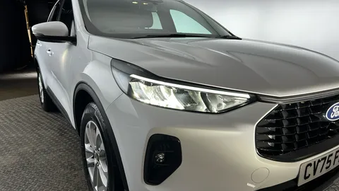 FORD KUGA 1.5 EcoBoost Titanium