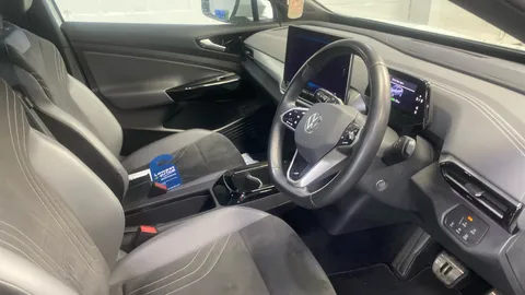 VOLKSWAGEN ID.4 210kW Life Pro 77kWh Auto