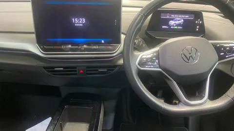 VOLKSWAGEN ID.4 210kW Life Pro 77kWh Auto